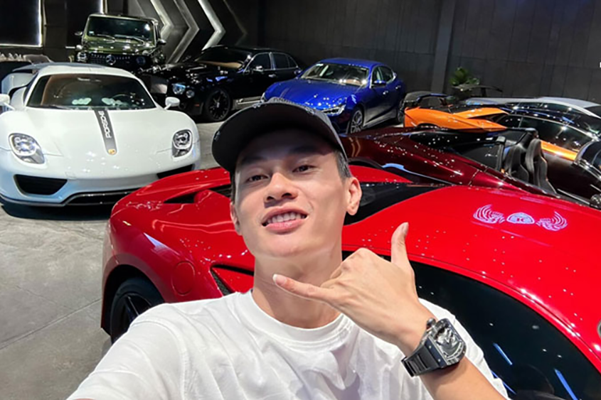 tác giả cm88 phan công khanh khoe siêu xe